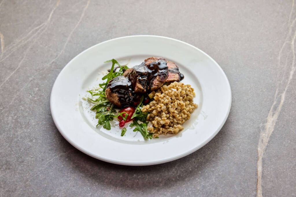 Lamb, lakkríssósa og bygg